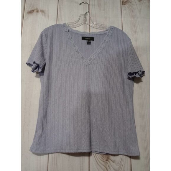 Forever 21 Blouse Ladies 1x‎ - Picture 1 of 7